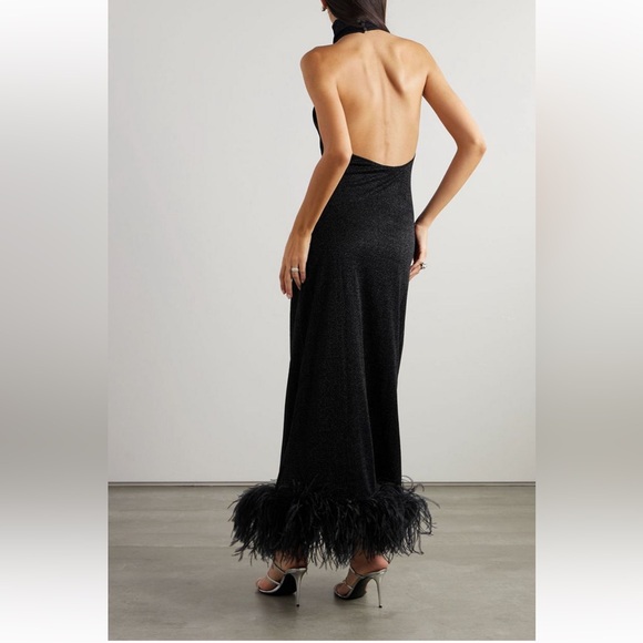 Oseree Black Backless Feather duster dresss - Picture 3 of 4